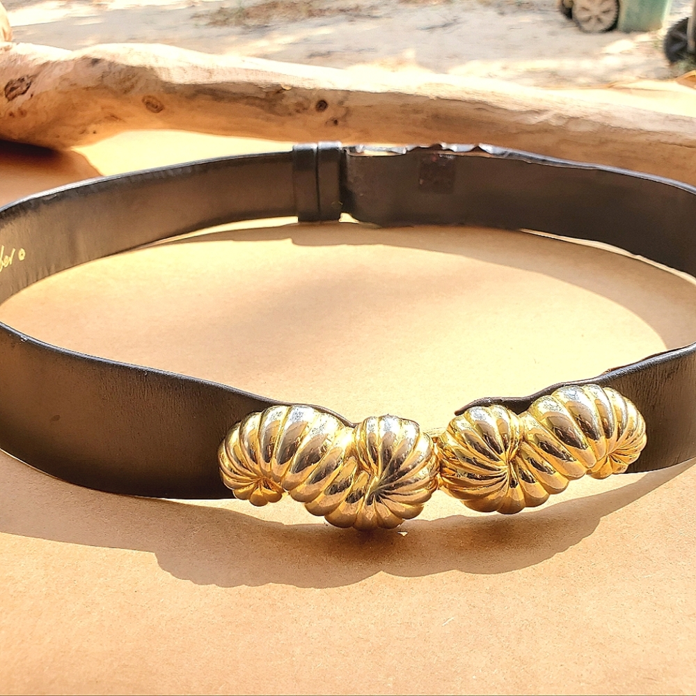 Judith Lieber Black XS Belt Adjustable Band Needs TLC